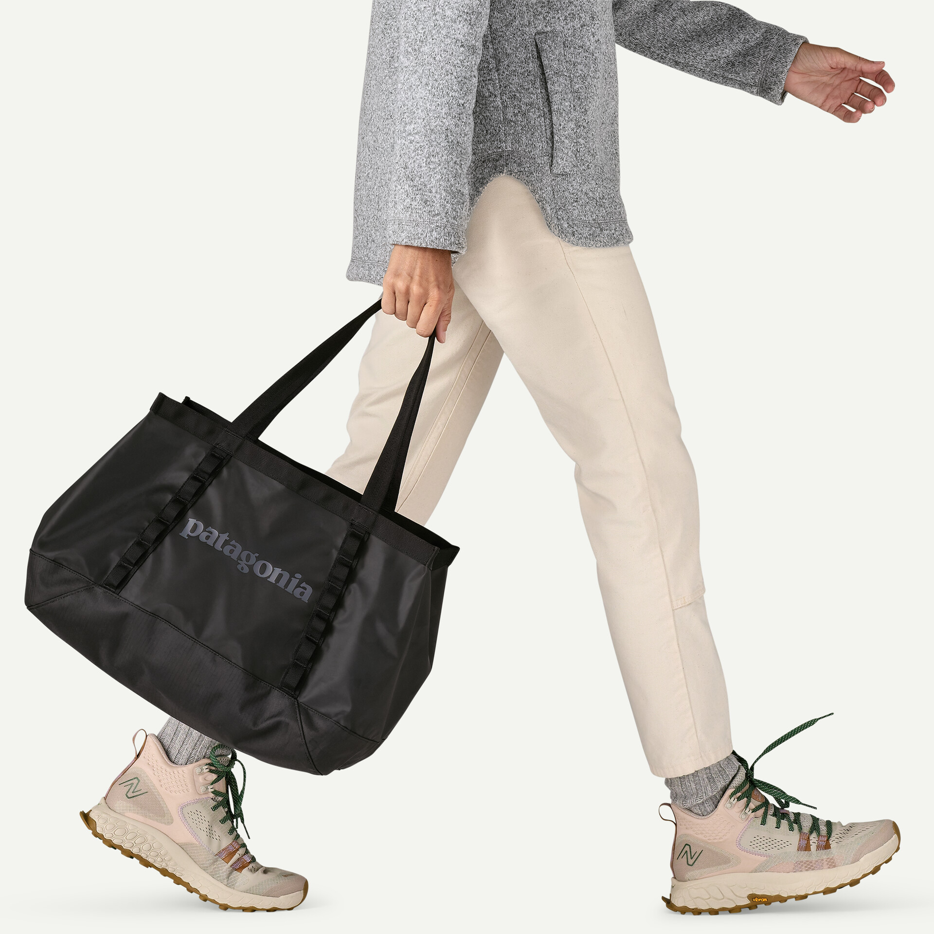 Black Hole Tote Bag 25L – Château Mountain Sports